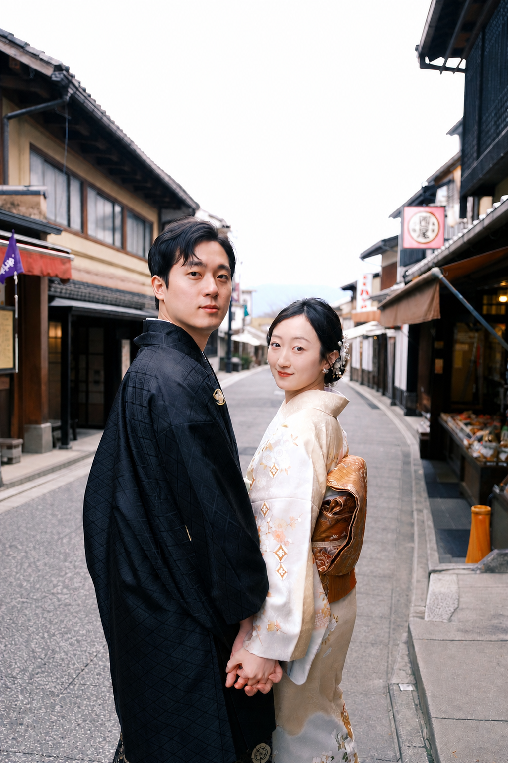 Walking together — Kyoto